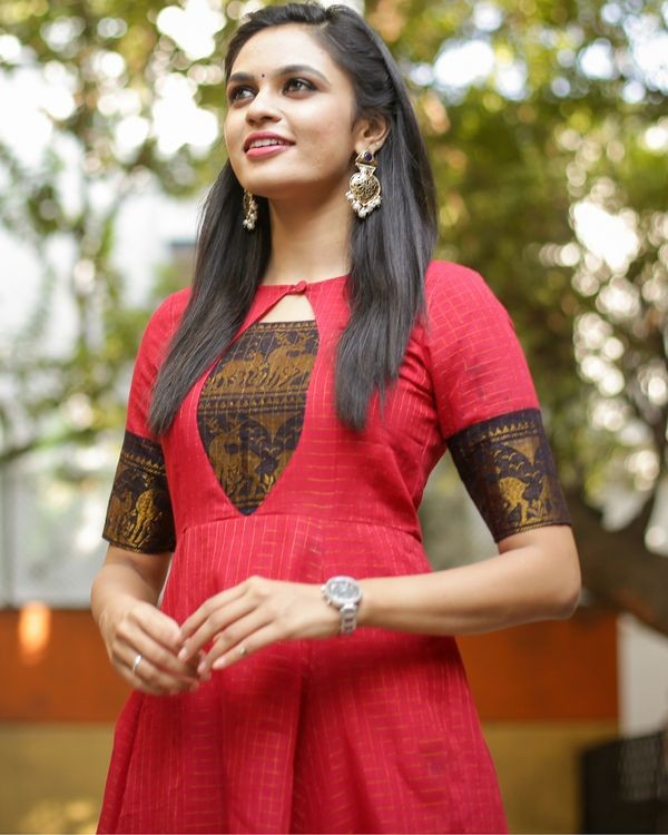 Simple punjabi sales dress neck designs